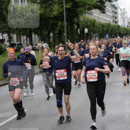14.06.2026 - REWE Women's Run Jannik Wohlers http://msf.ph/oto/9799844 14.06.2026 10:39:44 Laufen 5966, 5455, 57, 7, 5886, 12 meine-sportfotos.de