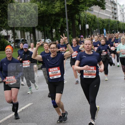 14.06.2026 - REWE Women's Run Jannik Wohlers http://msf.ph/oto/9799860 14.06.2026 10:39:44 Laufen 5966, 5455, 657, 5886, 57 meine-sportfotos.de