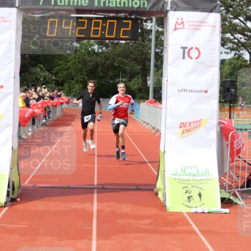 14.06.2026 - 7 Türme Triathlon Andreas Tolksdorf http://msf.ph/oto/9799916 14.06.2026 15:28:01 Ziel 906, 1171 meine-sportfotos.de