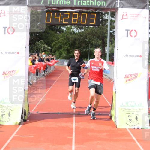 14.06.2026 - 7 Türme Triathlon Andreas Tolksdorf http://msf.ph/oto/9799932 14.06.2026 15:28:02 Ziel 906, 1171 meine-sportfotos.de
