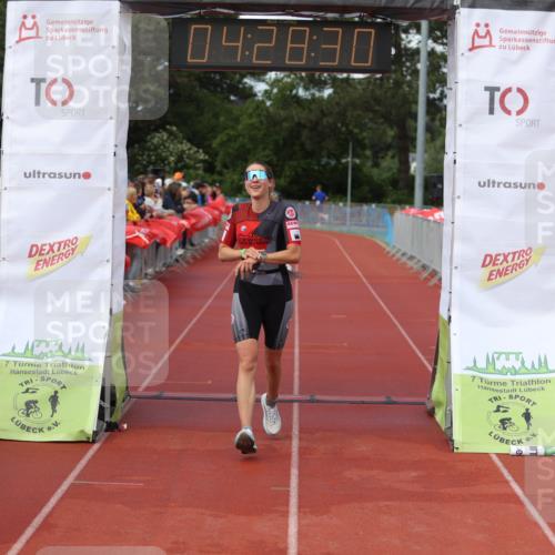 14.06.2026 - 7 Türme Triathlon Andreas Tolksdorf http://msf.ph/oto/9799985 14.06.2026 15:28:28 Ziel 1029, 1058, 1081 meine-sportfotos.de