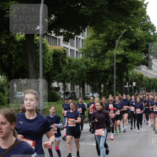 14.06.2026 - REWE Women's Run Jannik Wohlers http://msf.ph/oto/9800047 14.06.2026 10:40:02 Laufen 1058 meine-sportfotos.de