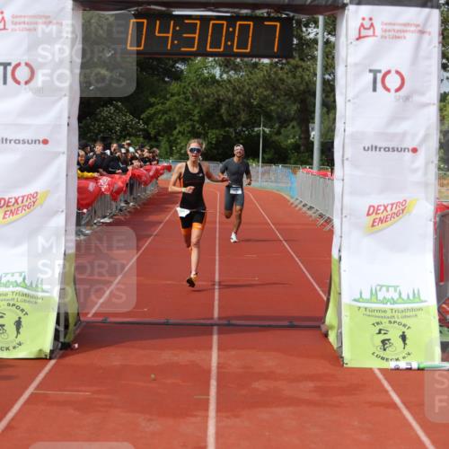 14.06.2026 - 7 Türme Triathlon Andreas Tolksdorf http://msf.ph/oto/9800107 14.06.2026 15:30:05 Ziel 1147, 1710 meine-sportfotos.de