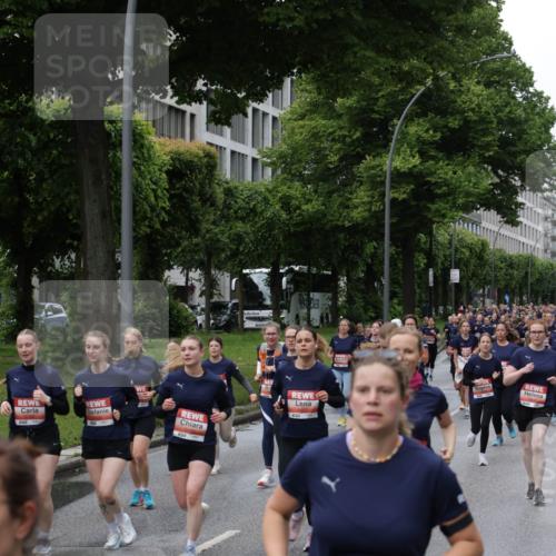 14.06.2026 - REWE Women's Run Jannik Wohlers http://msf.ph/oto/9800146 14.06.2026 10:40:12 Laufen 5142, 157 meine-sportfotos.de