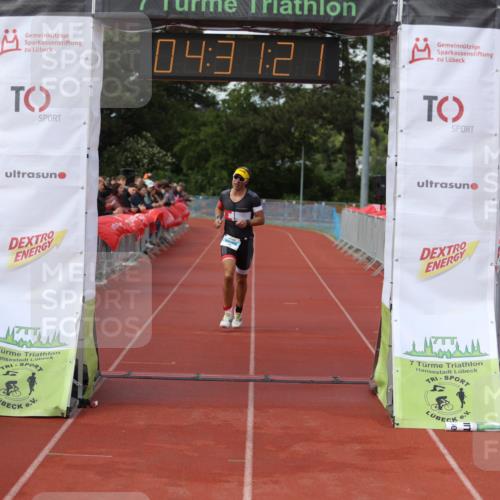 14.06.2026 - 7 Türme Triathlon Andreas Tolksdorf http://msf.ph/oto/9800223 14.06.2026 15:31:19 Ziel 1091 meine-sportfotos.de