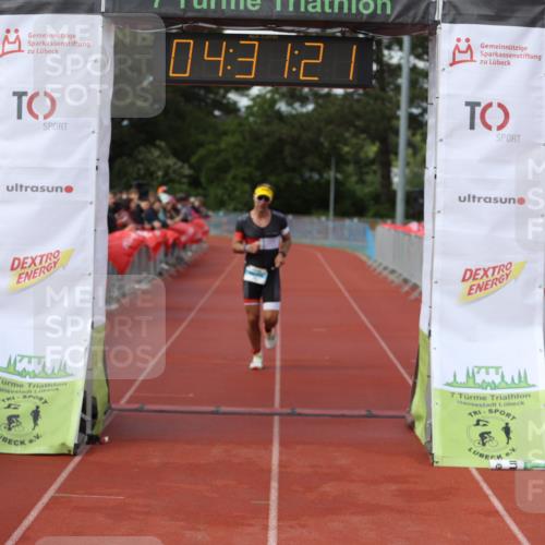14.06.2026 - 7 Türme Triathlon Andreas Tolksdorf http://msf.ph/oto/9800228 14.06.2026 15:31:20 Ziel 1091 meine-sportfotos.de