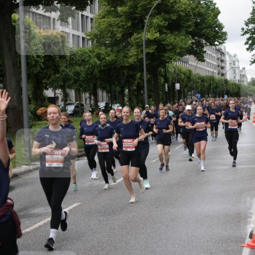 14.06.2026 - REWE Women's Run Jannik Wohlers http://msf.ph/oto/9800238 14.06.2026 10:40:23 Laufen 5629, 5517, 57, 6066 meine-sportfotos.de