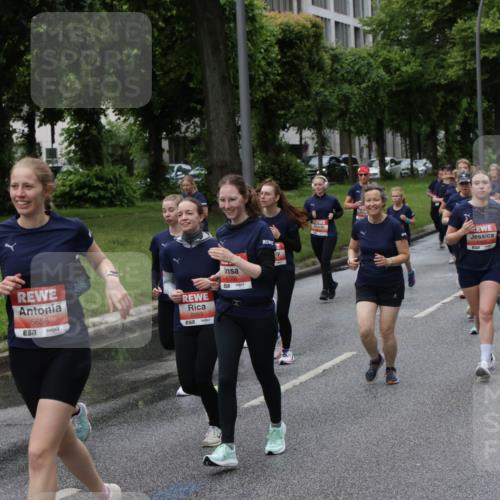 14.06.2026 - REWE Women's Run Jannik Wohlers http://msf.ph/oto/9800259 14.06.2026 10:40:26 Laufen 5656, 5053, 6056, 651 meine-sportfotos.de