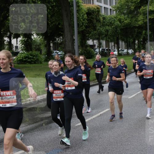 14.06.2026 - REWE Women's Run Jannik Wohlers http://msf.ph/oto/9800261 14.06.2026 10:40:26 Laufen 5656, 7, 5053, 57, 6056, 61 meine-sportfotos.de