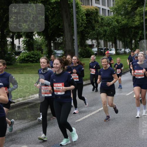 14.06.2026 - REWE Women's Run Jannik Wohlers http://msf.ph/oto/9800271 14.06.2026 10:40:26 Laufen 5656, 5056 meine-sportfotos.de