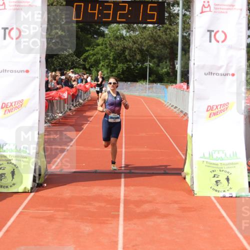 14.06.2026 - 7 Türme Triathlon Andreas Tolksdorf http://msf.ph/oto/9800289 14.06.2026 15:32:14 Ziel 901, 1021, 1768 meine-sportfotos.de
