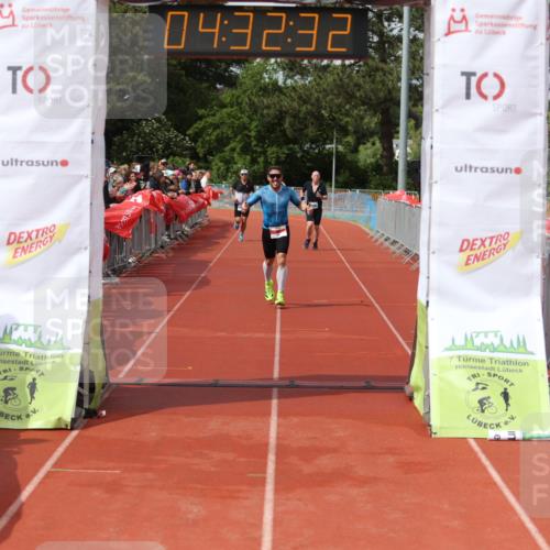 14.06.2026 - 7 Türme Triathlon Andreas Tolksdorf http://msf.ph/oto/9800332 14.06.2026 15:32:30 Ziel 840, 901, 917 meine-sportfotos.de
