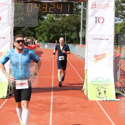 14.06.2026 - 7 Türme Triathlon Andreas Tolksdorf http://msf.ph/oto/9800398 14.06.2026 15:32:39 Ziel 840, 917, 1025 meine-sportfotos.de