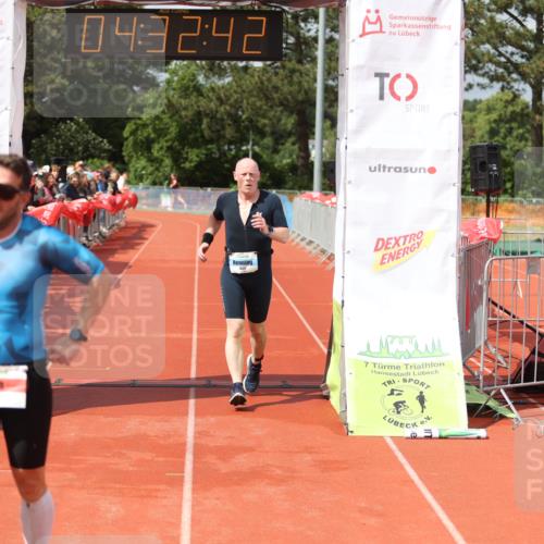 14.06.2026 - 7 Türme Triathlon Andreas Tolksdorf http://msf.ph/oto/9800401 14.06.2026 15:32:40 Ziel 840, 917, 1025 meine-sportfotos.de