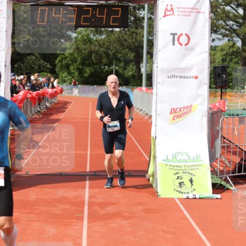 14.06.2026 - 7 Türme Triathlon Andreas Tolksdorf http://msf.ph/oto/9800405 14.06.2026 15:32:41 Ziel 840, 917, 1025 meine-sportfotos.de