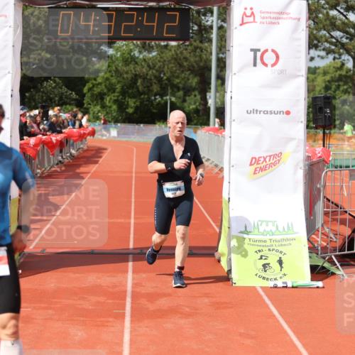 14.06.2026 - 7 Türme Triathlon Andreas Tolksdorf http://msf.ph/oto/9800409 14.06.2026 15:32:41 Ziel 840, 917, 1025 meine-sportfotos.de