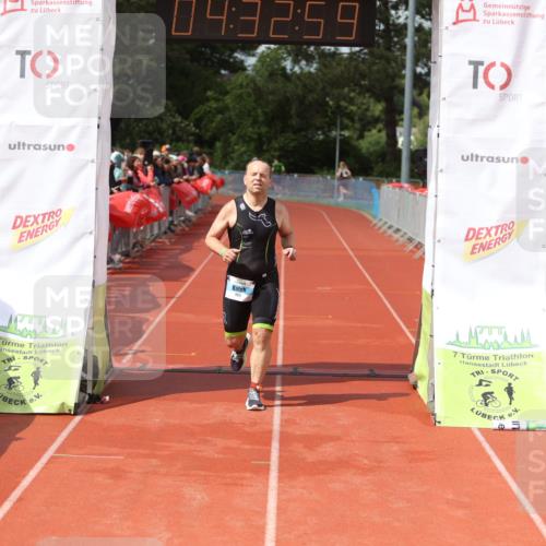 14.06.2026 - 7 Türme Triathlon Andreas Tolksdorf http://msf.ph/oto/9800421 14.06.2026 15:32:58 Ziel 1123 meine-sportfotos.de
