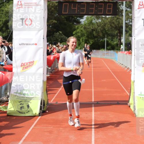 14.06.2026 - 7 Türme Triathlon Andreas Tolksdorf http://msf.ph/oto/9800489 14.06.2026 15:33:36 Ziel 643, 665, 1104 meine-sportfotos.de