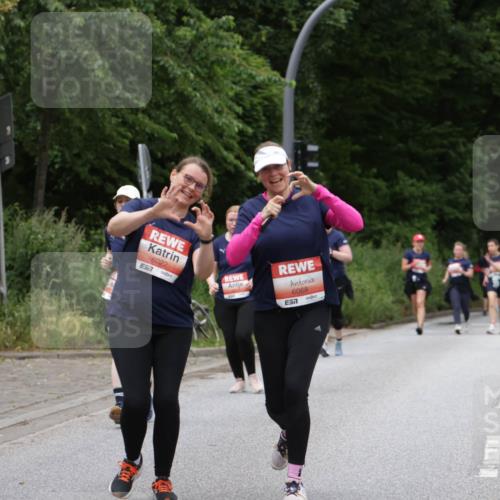 14.06.2026 - REWE Women's Run Jannik Wohlers http://msf.ph/oto/9800499 14.06.2026 11:03:55 Laufen 6022, 6068, 7 meine-sportfotos.de