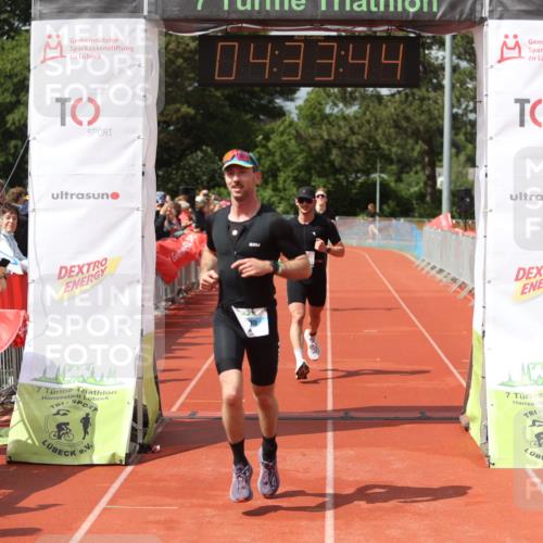 14.06.2026 - 7 Türme Triathlon Andreas Tolksdorf http://msf.ph/oto/9800501 14.06.2026 15:33:43 Ziel 649, 665, 1104, 1158 meine-sportfotos.de