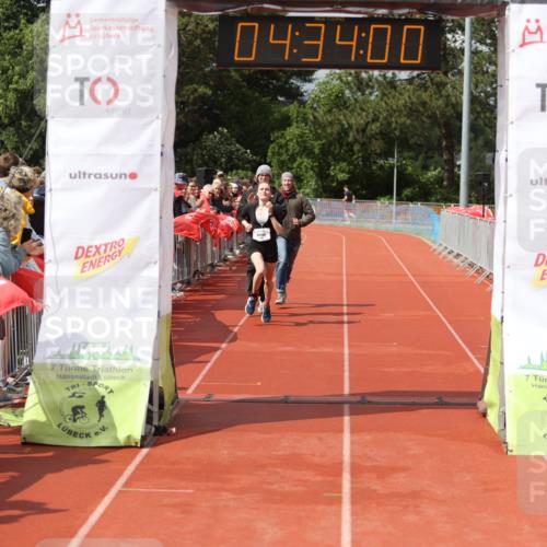 14.06.2026 - 7 Türme Triathlon Andreas Tolksdorf http://msf.ph/oto/9800541 14.06.2026 15:33:58 Ziel 898 meine-sportfotos.de