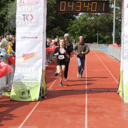 14.06.2026 - 7 Türme Triathlon Andreas Tolksdorf http://msf.ph/oto/9800552 14.06.2026 15:33:59 Ziel 898 meine-sportfotos.de