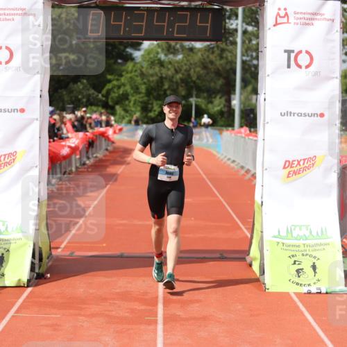 14.06.2026 - 7 Türme Triathlon Andreas Tolksdorf http://msf.ph/oto/9800568 14.06.2026 15:34:23 Ziel 1148 meine-sportfotos.de