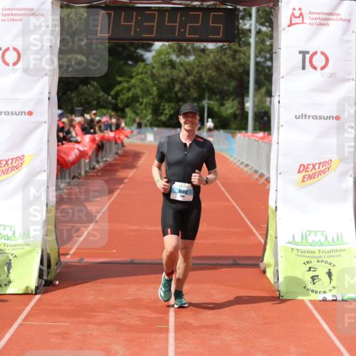 14.06.2026 - 7 Türme Triathlon Andreas Tolksdorf http://msf.ph/oto/9800570 14.06.2026 15:34:23 Ziel 1148 meine-sportfotos.de