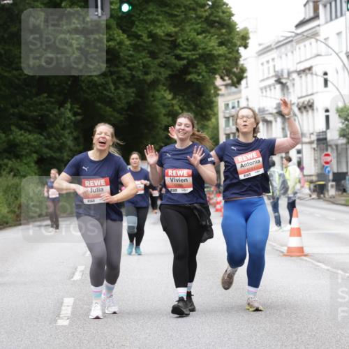 14.06.2026 - REWE Women's Run Jannik Wohlers http://msf.ph/oto/9800673 14.06.2026 11:04:22 Laufen 5082, 5080, 508, 01 meine-sportfotos.de