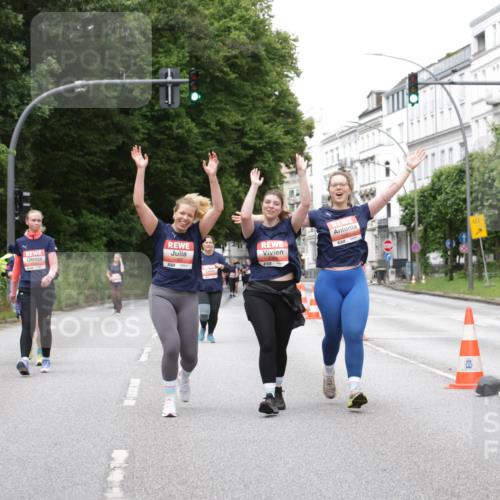 14.06.2026 - REWE Women's Run Jannik Wohlers http://msf.ph/oto/9800689 14.06.2026 11:04:22 Laufen 01 meine-sportfotos.de