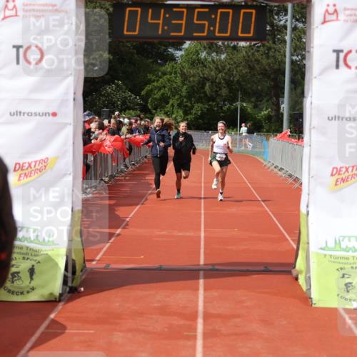 14.06.2026 - 7 Türme Triathlon Andreas Tolksdorf http://msf.ph/oto/9800699 14.06.2026 15:34:59 Ziel 955, 1146, 1185 meine-sportfotos.de