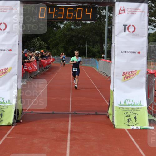 14.06.2026 - 7 Türme Triathlon Andreas Tolksdorf http://msf.ph/oto/9800810 14.06.2026 15:36:02 Ziel 1116, 1703 meine-sportfotos.de