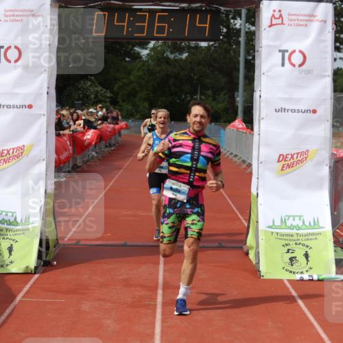 14.06.2026 - 7 Türme Triathlon Andreas Tolksdorf http://msf.ph/oto/9800867 14.06.2026 15:36:13 Ziel 1056, 1116, 1131, 1567 meine-sportfotos.de