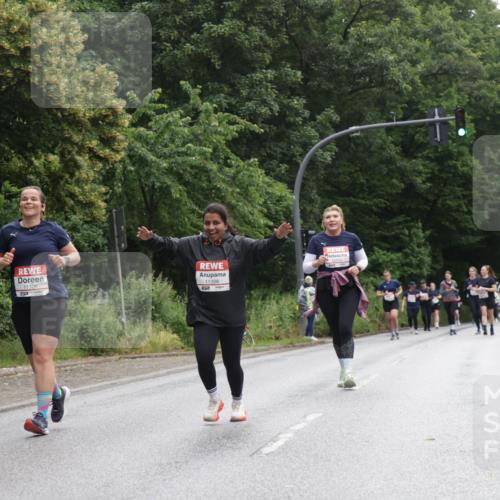 14.06.2026 - REWE Women's Run Jannik Wohlers http://msf.ph/oto/9801127 14.06.2026 10:09:00 Laufen 7, 10314, 11398 meine-sportfotos.de