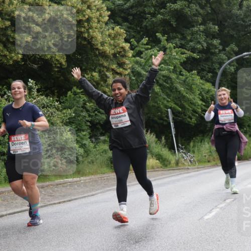 14.06.2026 - REWE Women's Run Jannik Wohlers http://msf.ph/oto/9801132 14.06.2026 10:09:01 Laufen 11106, 57, 11398, 651, 10314 meine-sportfotos.de