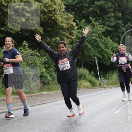 14.06.2026 - REWE Women's Run Jannik Wohlers http://msf.ph/oto/9801135 14.06.2026 10:09:01 Laufen 11106, 11398 meine-sportfotos.de