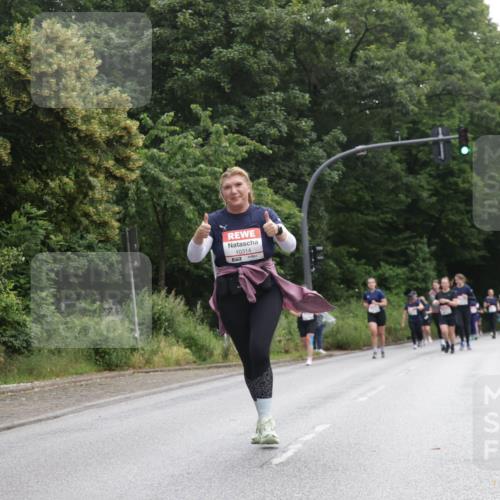 14.06.2026 - REWE Women's Run Jannik Wohlers http://msf.ph/oto/9801143 14.06.2026 10:09:02 Laufen 10314 meine-sportfotos.de