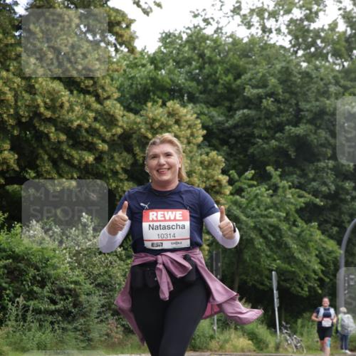 14.06.2026 - REWE Women's Run Jannik Wohlers http://msf.ph/oto/9801157 14.06.2026 10:09:03 Laufen 10314, 7 meine-sportfotos.de