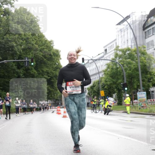 14.06.2026 - REWE Women's Run Jannik Wohlers http://msf.ph/oto/9801178 14.06.2026 10:09:14 Laufen 10570 meine-sportfotos.de