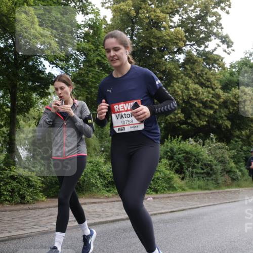 14.06.2026 - REWE Women's Run Jannik Wohlers http://msf.ph/oto/9801186 14.06.2026 10:09:15 Laufen 10758, 57 meine-sportfotos.de