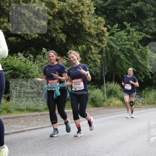 14.06.2026 - REWE Women's Run Jannik Wohlers http://msf.ph/oto/9801241 14.06.2026 10:09:27 Laufen 11490, 10577 meine-sportfotos.de