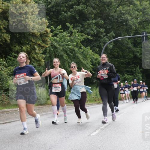 14.06.2026 - REWE Women's Run Jannik Wohlers http://msf.ph/oto/9801279 14.06.2026 10:09:35 Laufen 11072, 11381, 11380 meine-sportfotos.de