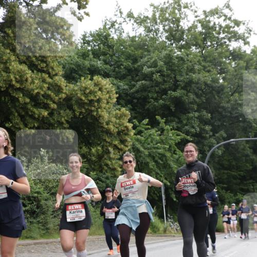 14.06.2026 - REWE Women's Run Jannik Wohlers http://msf.ph/oto/9801285 14.06.2026 10:09:36 Laufen 11381, 57, 11380, 0698 meine-sportfotos.de
