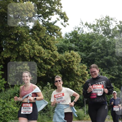 14.06.2026 - REWE Women's Run Jannik Wohlers http://msf.ph/oto/9801303 14.06.2026 10:09:37 Laufen 11381, 11380, 6517, 10698 meine-sportfotos.de