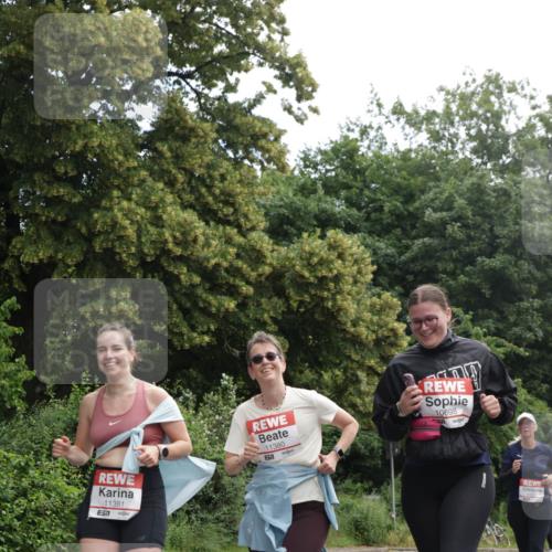 14.06.2026 - REWE Women's Run Jannik Wohlers http://msf.ph/oto/9801304 14.06.2026 10:09:37 Laufen 11381, 7, 11380, 10698 meine-sportfotos.de