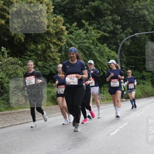 14.06.2026 - REWE Women's Run Jannik Wohlers http://msf.ph/oto/9801315 14.06.2026 10:09:44 Laufen 11299, 57, 11168, 10630 meine-sportfotos.de