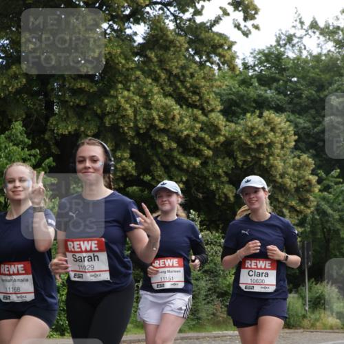 14.06.2026 - REWE Women's Run Jannik Wohlers http://msf.ph/oto/9801342 14.06.2026 10:09:46 Laufen 11168, 511, 11029, 11151, 7, 10630, 7 meine-sportfotos.de