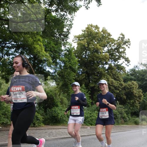 14.06.2026 - REWE Women's Run Jannik Wohlers http://msf.ph/oto/9801359 14.06.2026 10:09:47 Laufen 11029, 11151, 10630 meine-sportfotos.de
