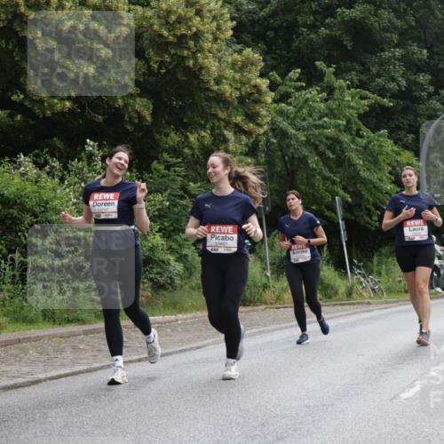 14.06.2026 - REWE Women's Run Jannik Wohlers http://msf.ph/oto/9801477 14.06.2026 10:10:21 Laufen 10797, 10807 meine-sportfotos.de