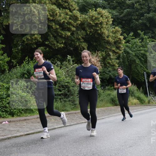 14.06.2026 - REWE Women's Run Jannik Wohlers http://msf.ph/oto/9801483 14.06.2026 10:10:22 Laufen 10797, 10807 meine-sportfotos.de